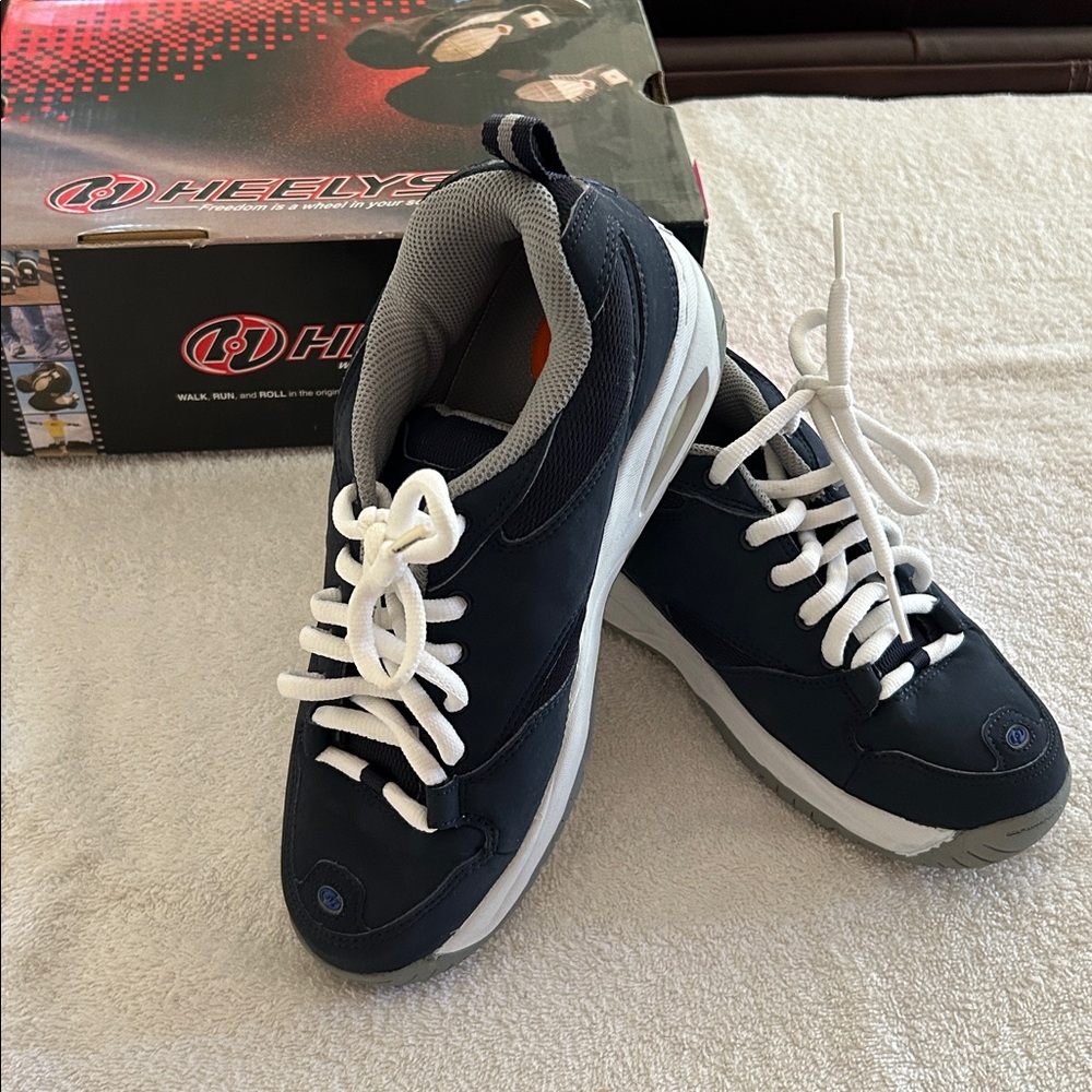 Heelys Navy and White Roller Shoes